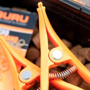 Guru Pellet Pliers